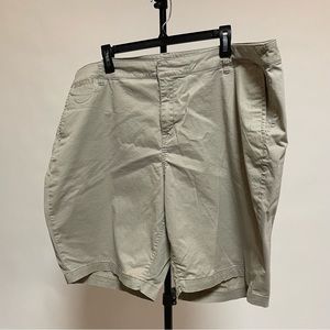 Lane Bryant stone Chino Bermuda Short Cobblestone women’s plus size 24 tan